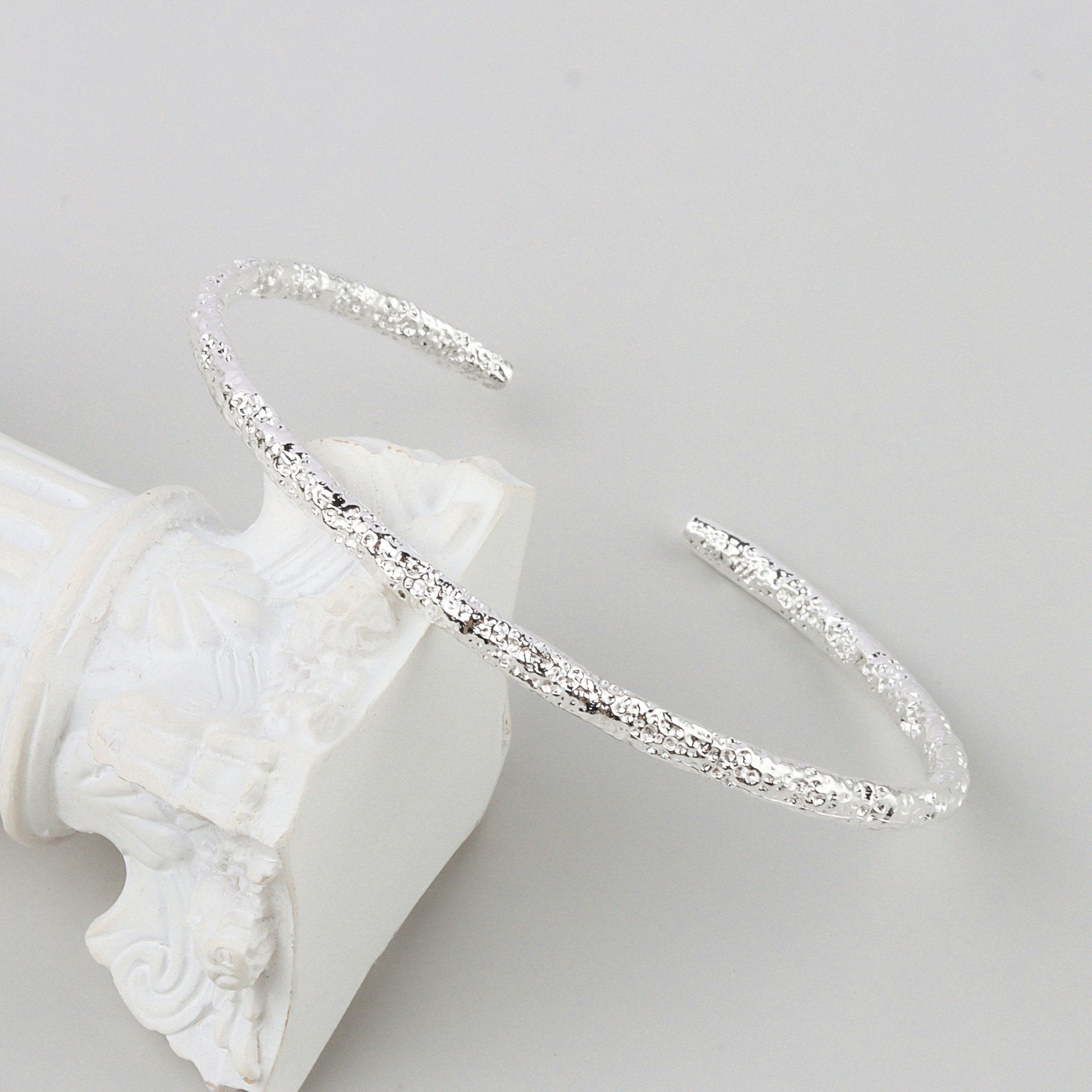 Women's Fashion Simple Irregular Bracelet